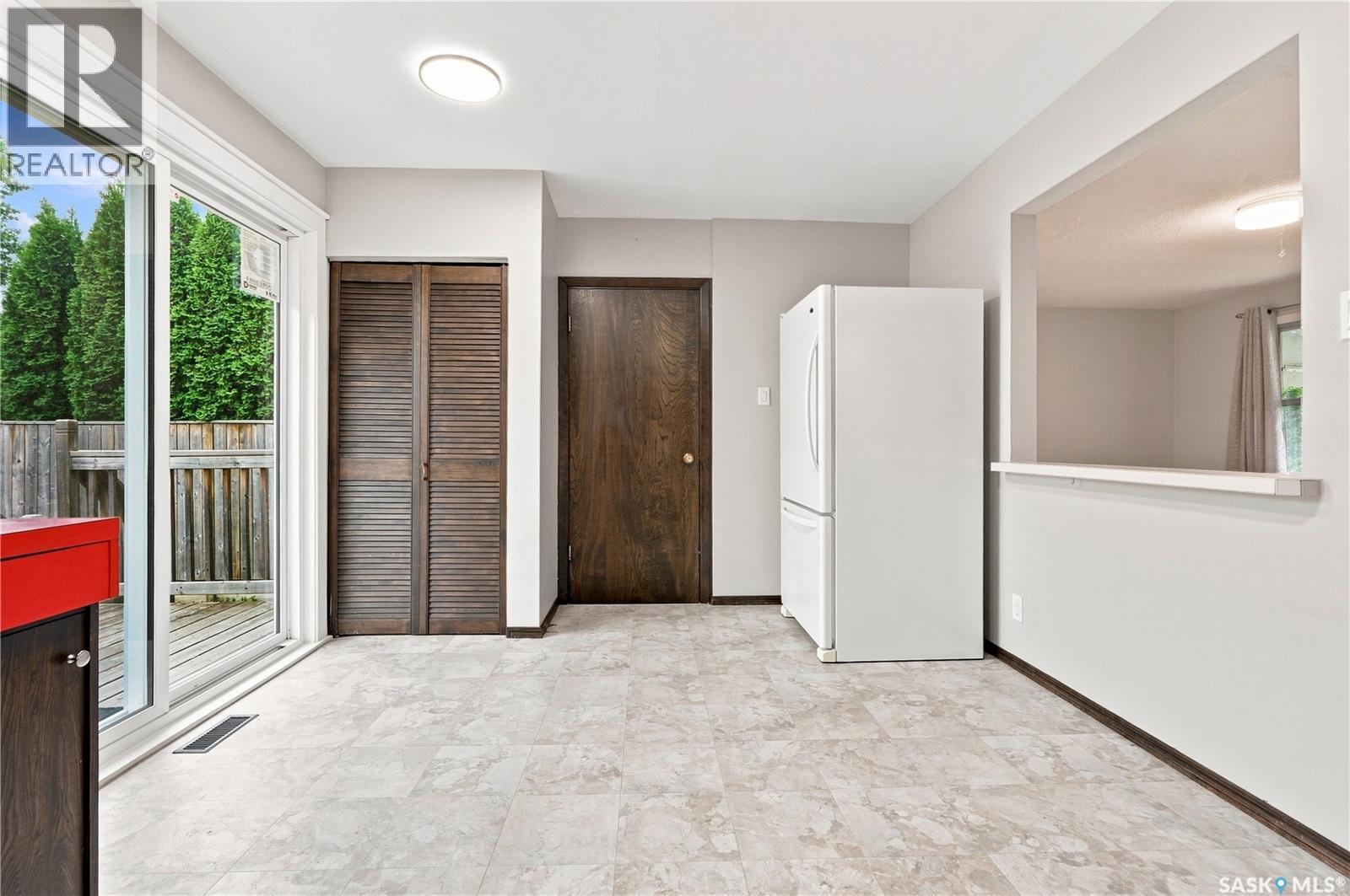 1915 Dufferin Avenue, Saskatoon, SK - Photo Showing Other Room