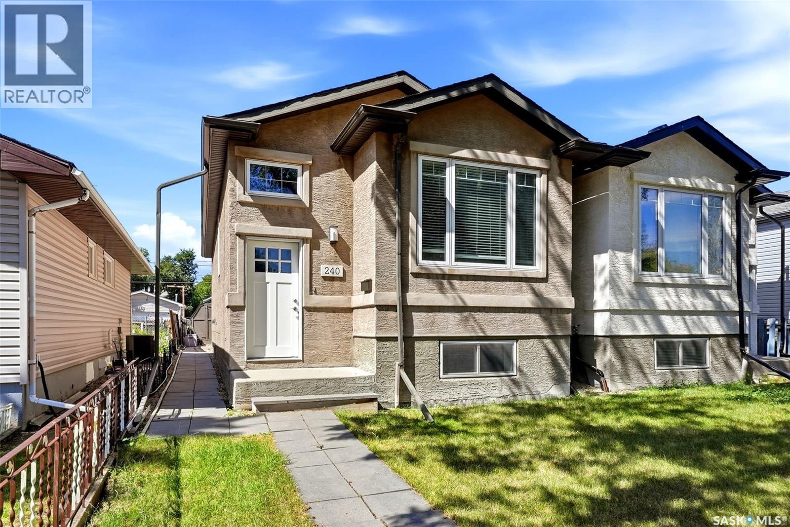 240 Ottawa Street, Regina, SK - Outdoor