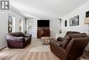 314 Howe Place, Regina, SK  - Indoor Photo Showing Living Room 
