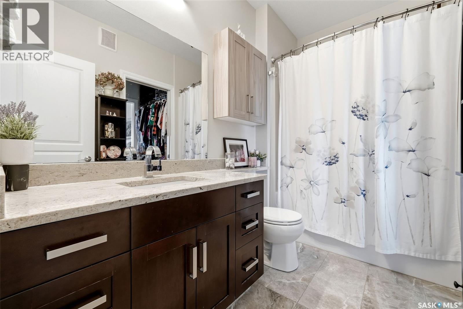 206 1715 Badham Boulevard, Regina, SK - Indoor Photo Showing Bathroom