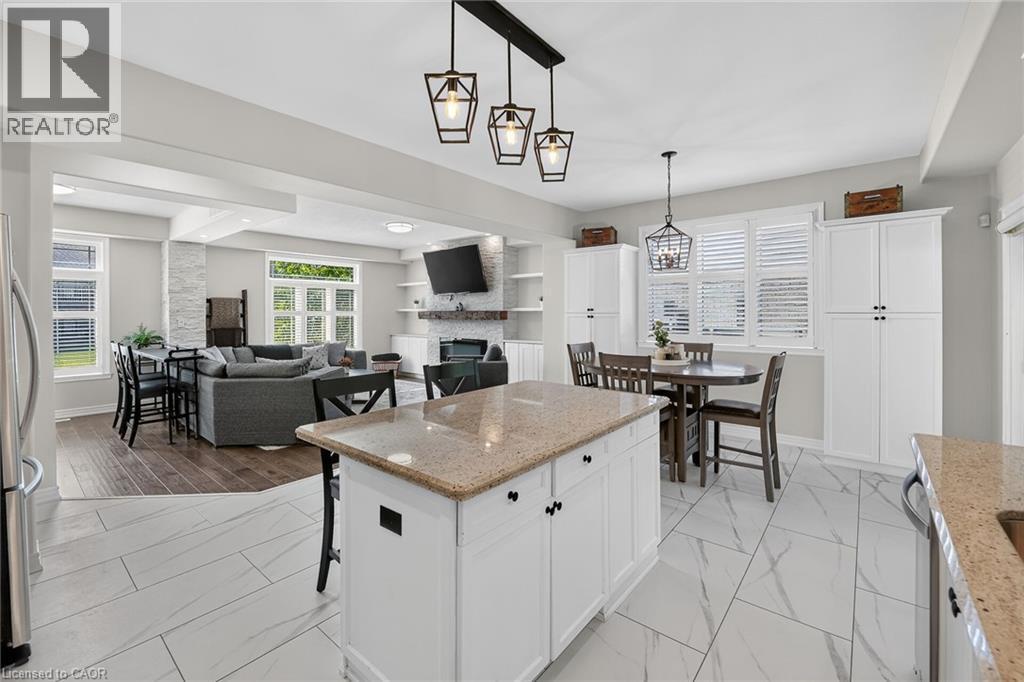4079 Stadelbauer Drive, Beamsville, ON - Indoor With Fireplace