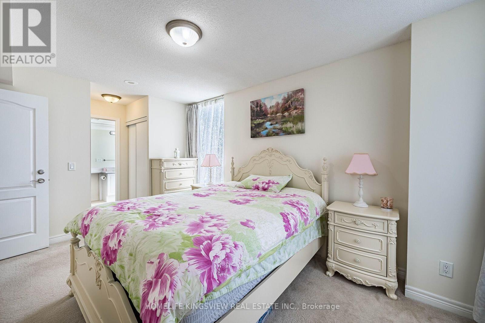 807 - 60 Disera Drive, Vaughan, ON - Indoor Photo Showing Bedroom
