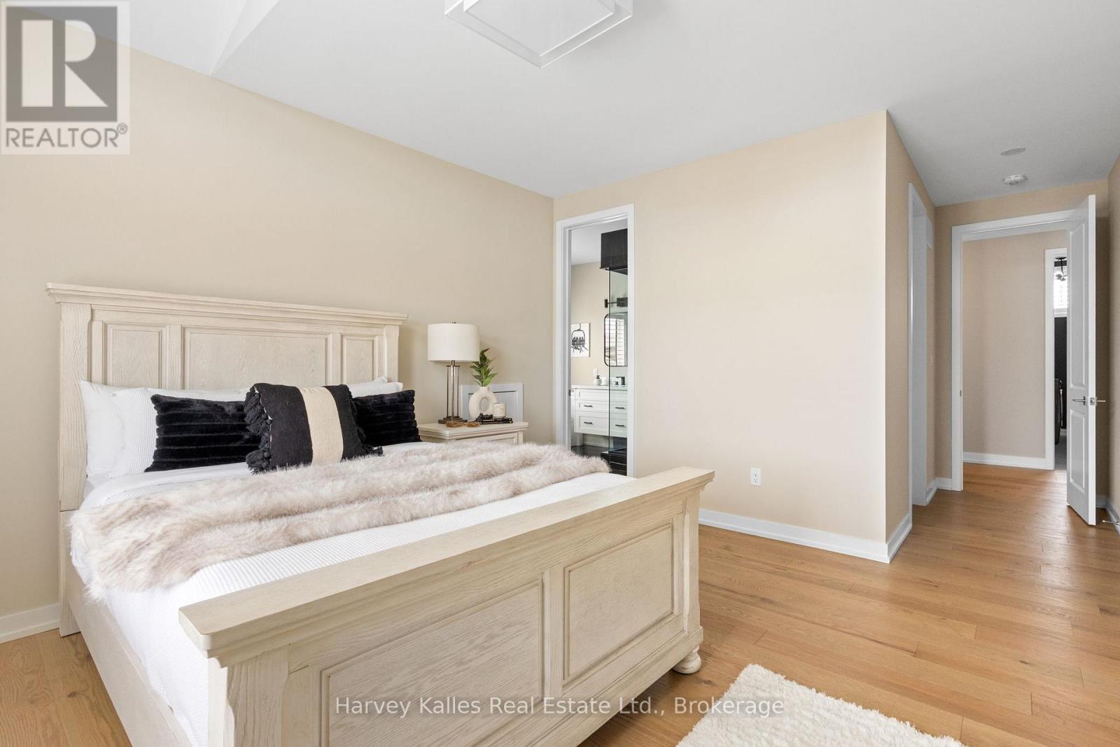 Massive 4th (Guest) bedroom - 163 Springside Crescent, Blue Mountains, ON - Indoor Photo Showing Bedroom