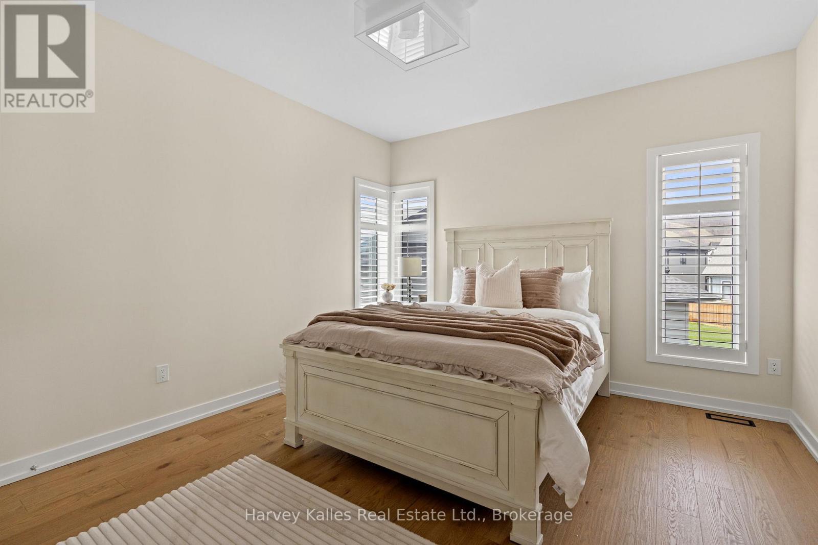 Lovely Bedroom 2 - 163 Springside Crescent, Blue Mountains, ON - Indoor Photo Showing Bedroom