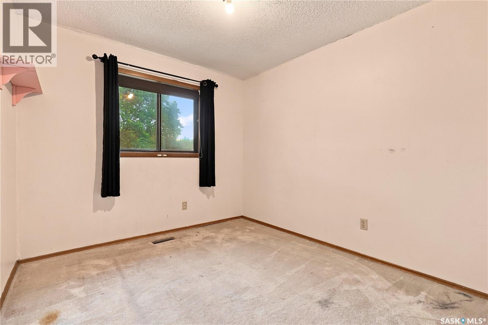 5907 Hague Crescent, Regina, SK - Indoor Photo Showing Other Room