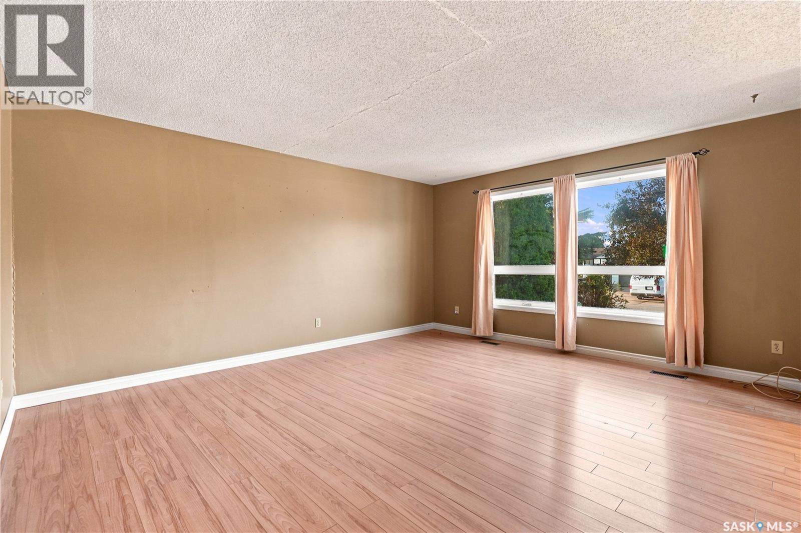 5907 Hague Crescent, Regina, SK - Indoor Photo Showing Other Room