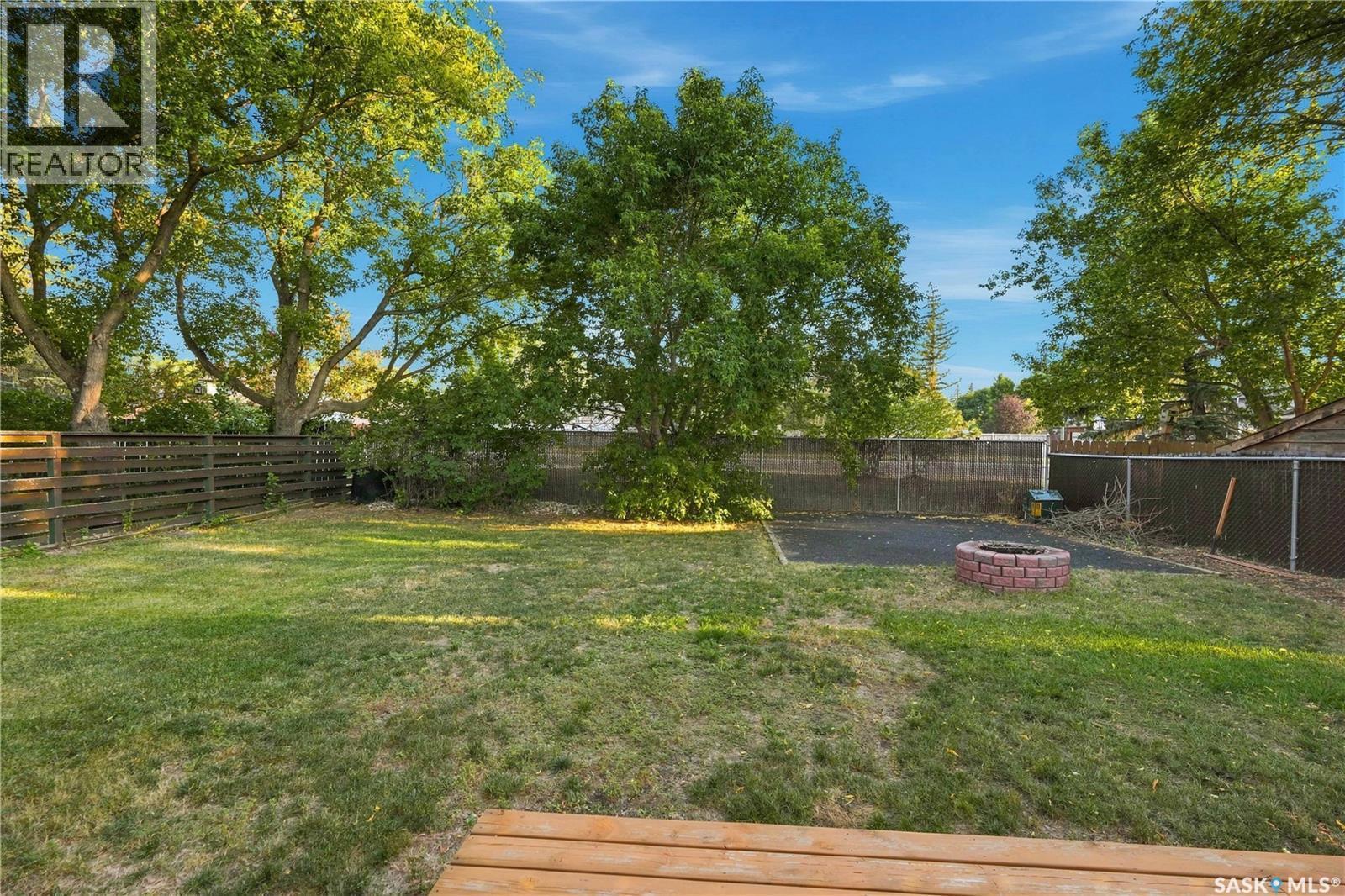 5907 Hague Crescent, Regina, SK - Outdoor