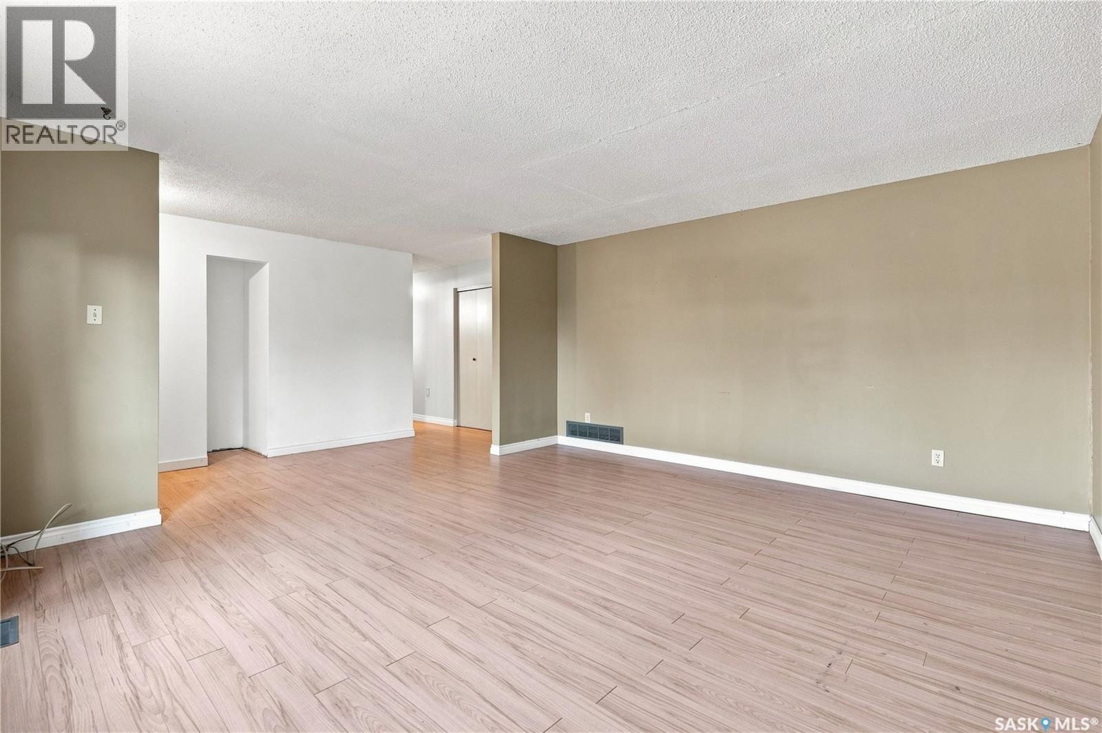 5907 Hague Crescent, Regina, SK - Indoor Photo Showing Other Room
