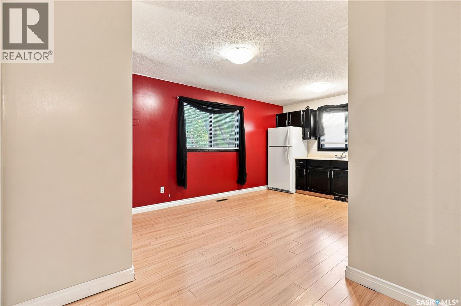 5907 Hague Crescent, Regina, SK - Indoor