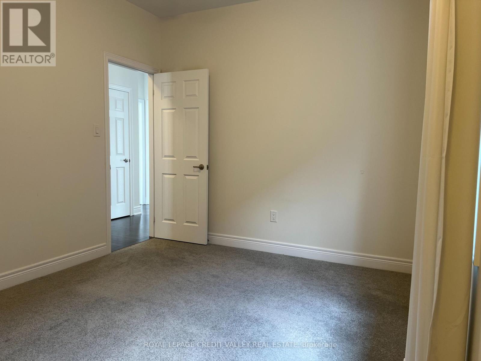 45 Kessler Drive, Brampton, ON - Indoor Photo Showing Other Room