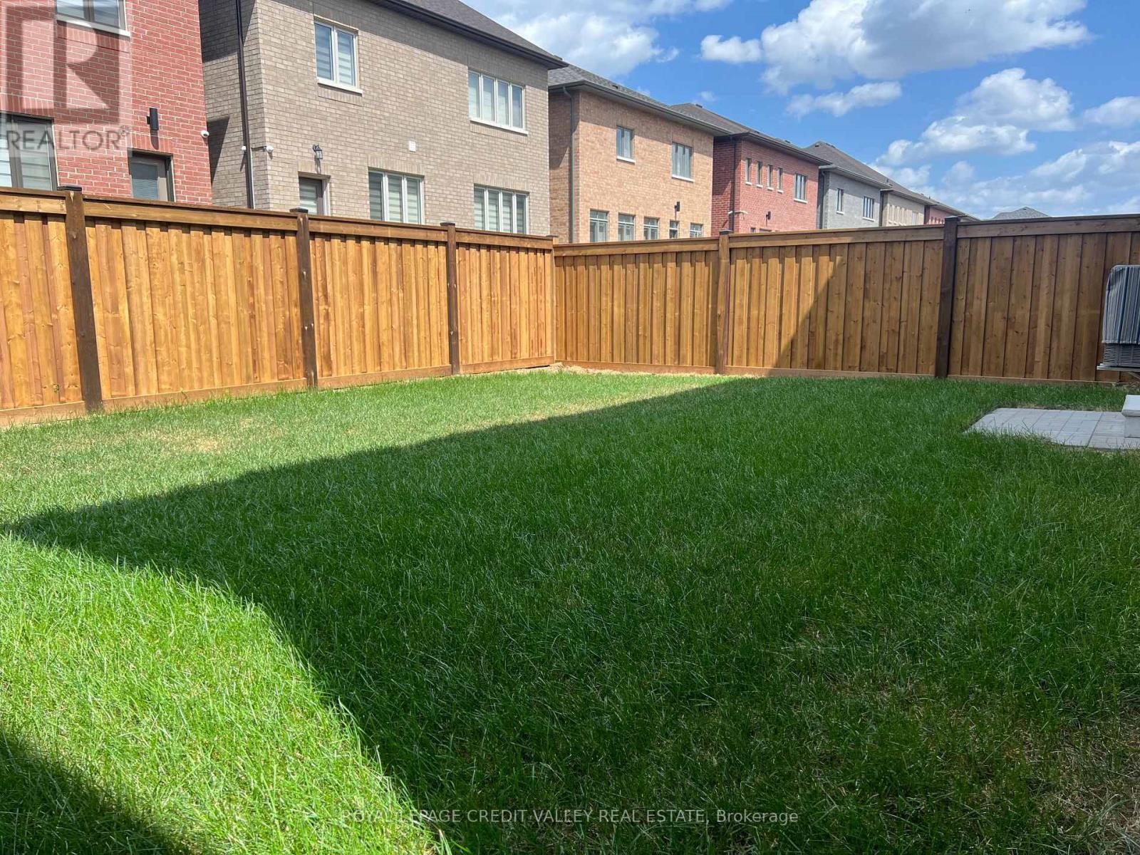 45 Kessler Drive, Brampton, ON - Outdoor