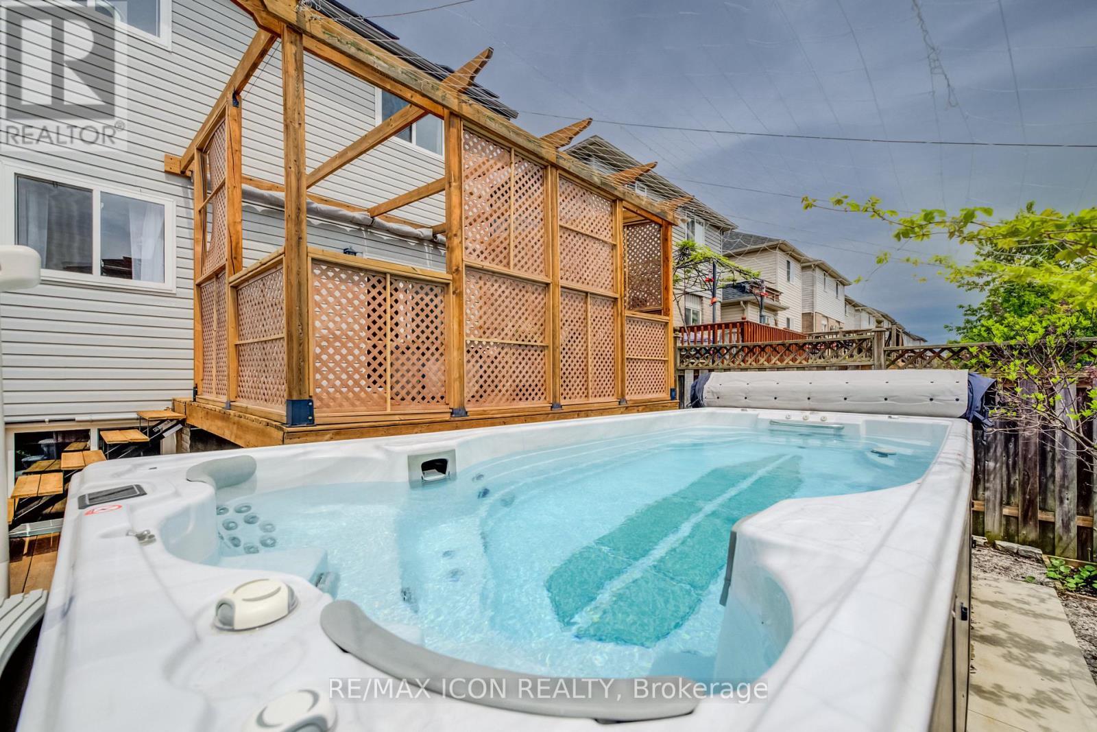 124 Prosperity Drive, Kitchener, ON - Outdoor With Deck Patio Veranda