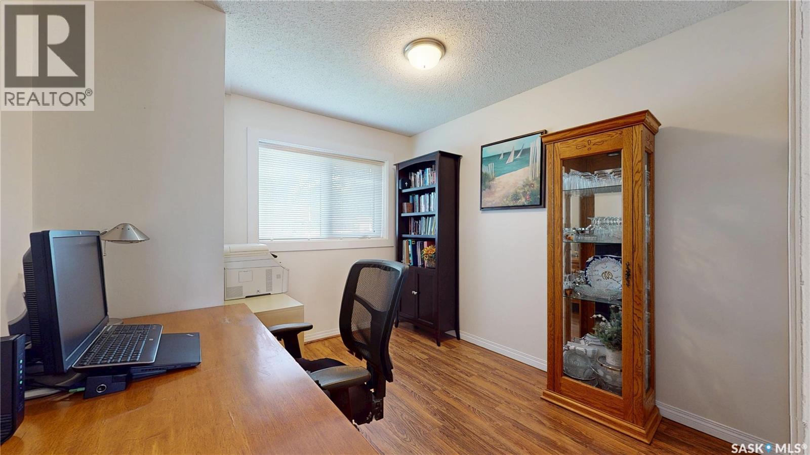1015 Graham Road, Regina, SK - Indoor Photo Showing Office