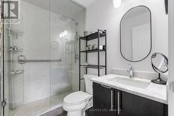 Ensuite bathroom with walk-in shower - 