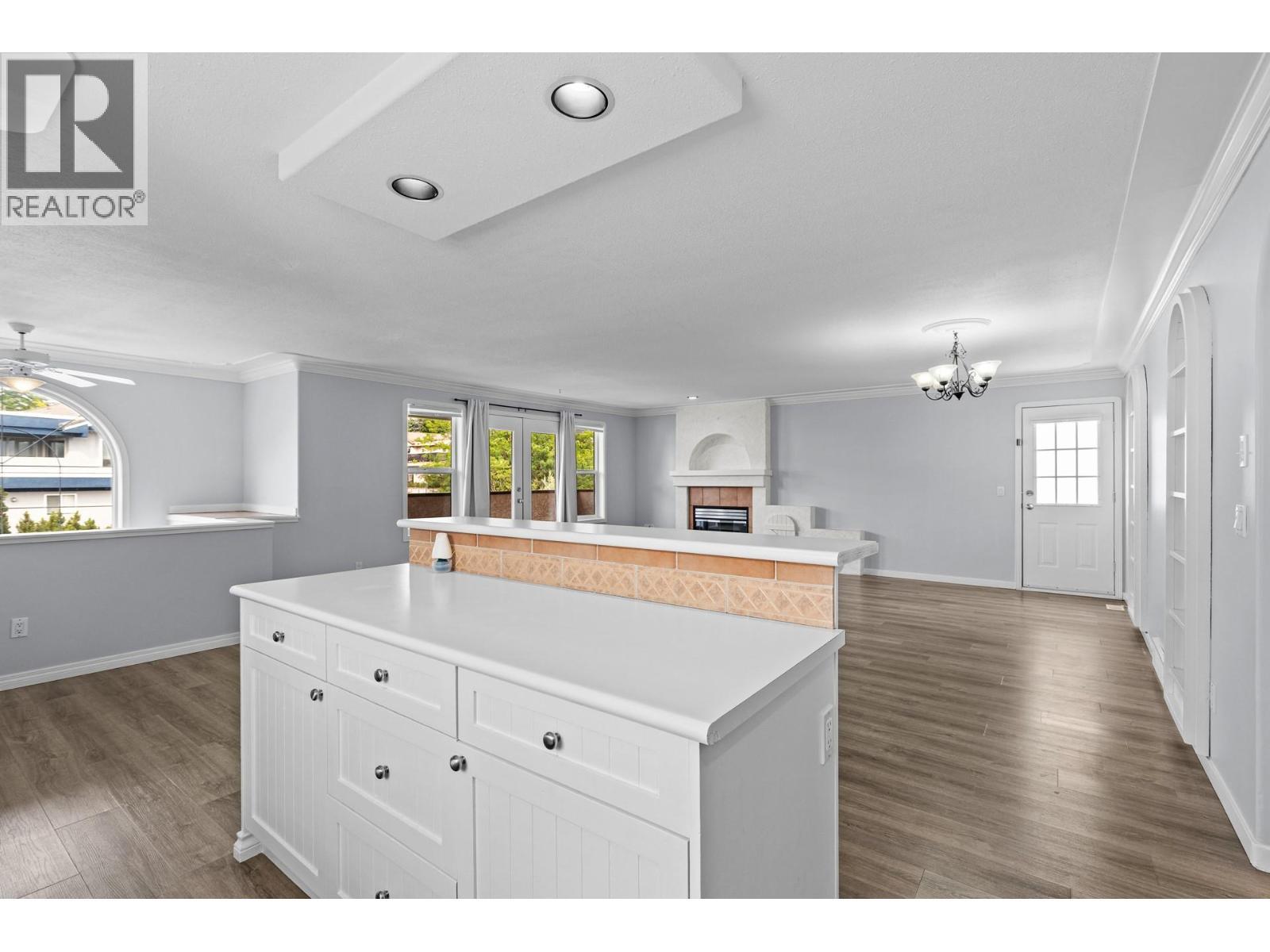 131 Celano Crescent, Kelowna, BC - Indoor