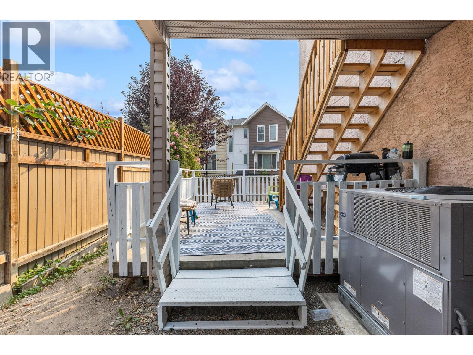 131 Celano Crescent, Kelowna, BC - Outdoor With Deck Patio Veranda