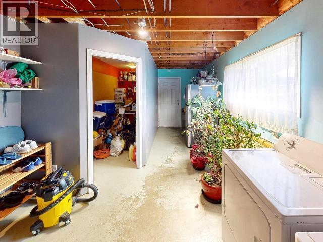 4922 Saskatchewan Ave, Powell River, BC - Indoor