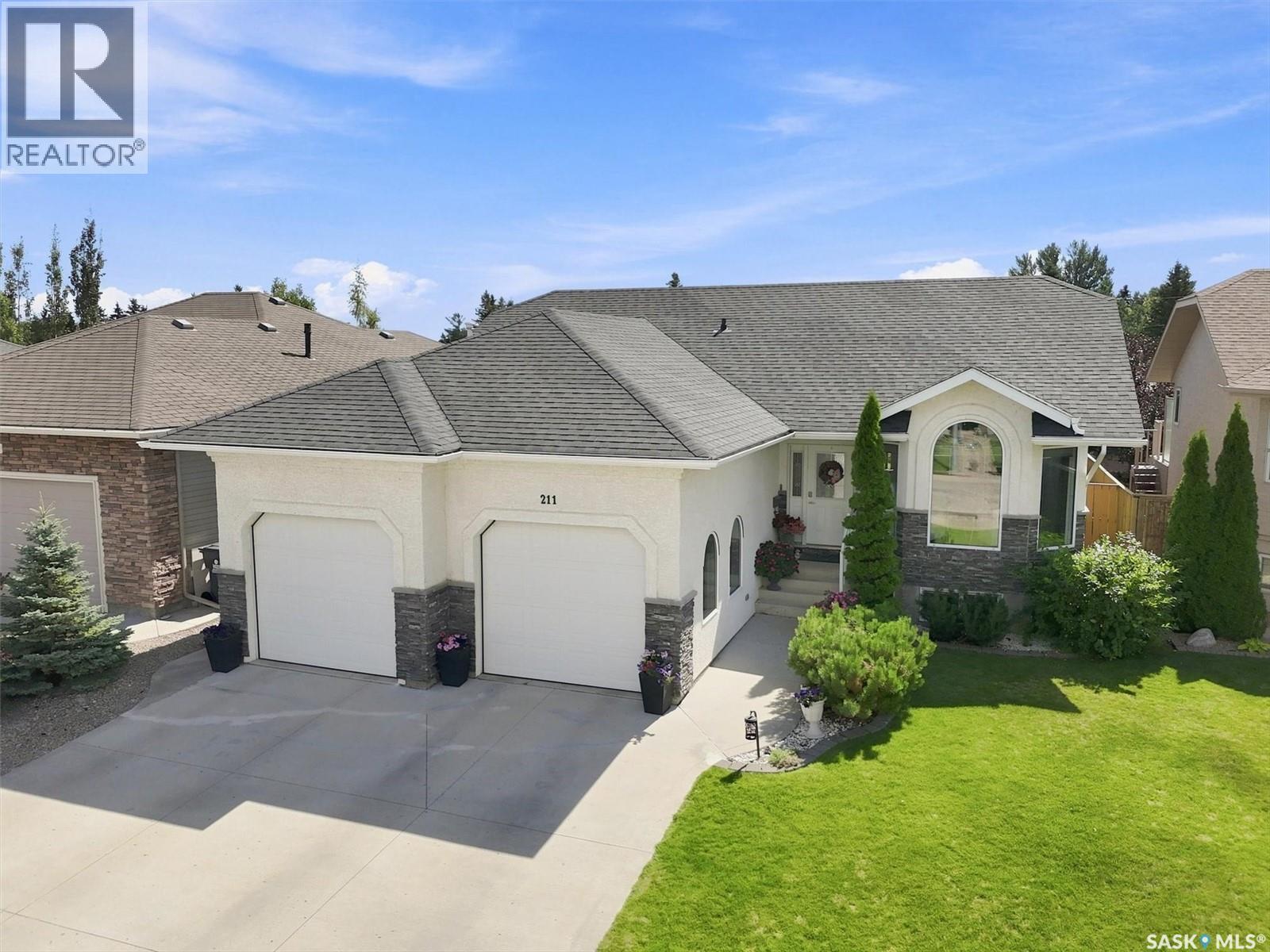 211 Crenshaw Way, Warman, SK - Outdoor