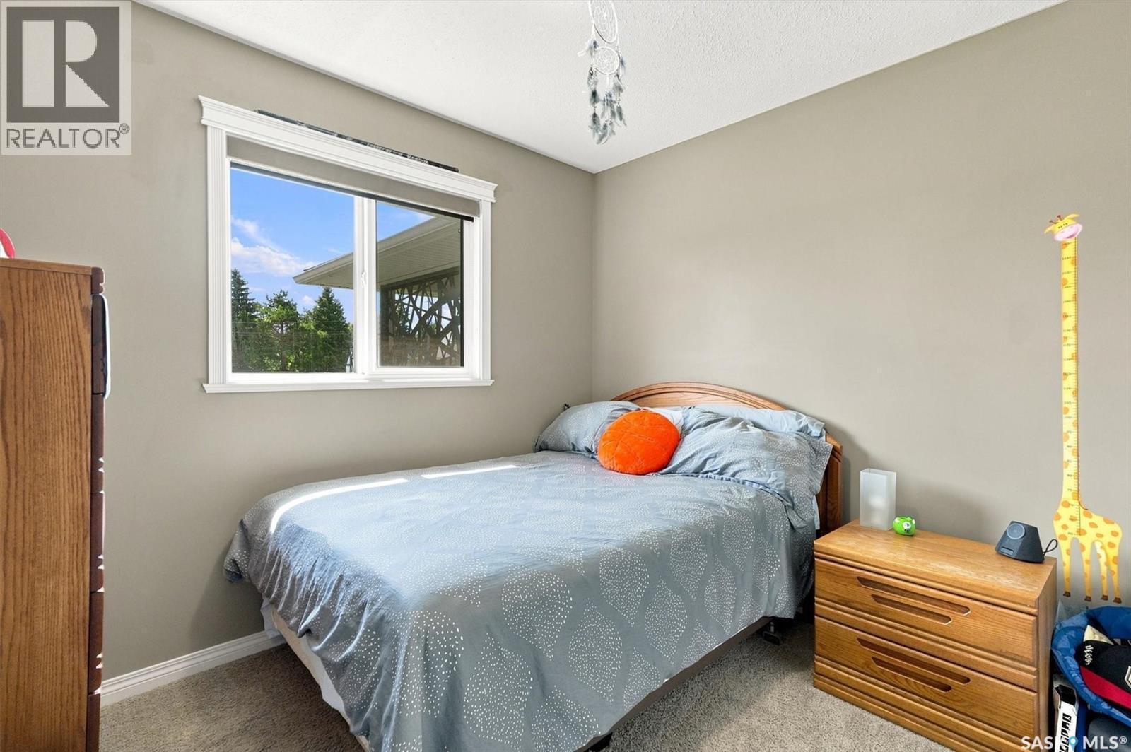 211 Crenshaw Way, Warman, SK - Indoor Photo Showing Bedroom
