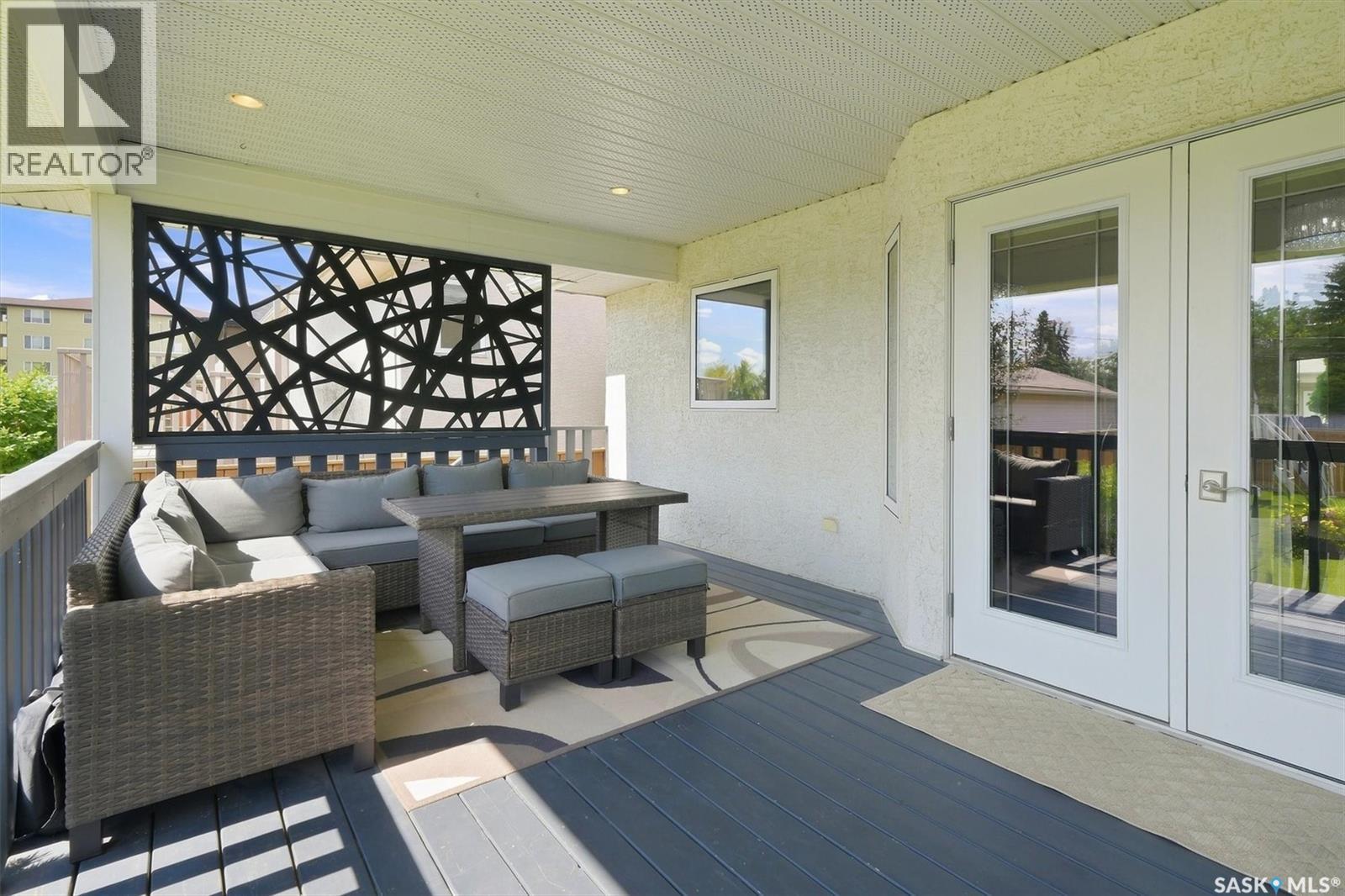 211 Crenshaw Way, Warman, SK - Outdoor With Deck Patio Veranda With Exterior