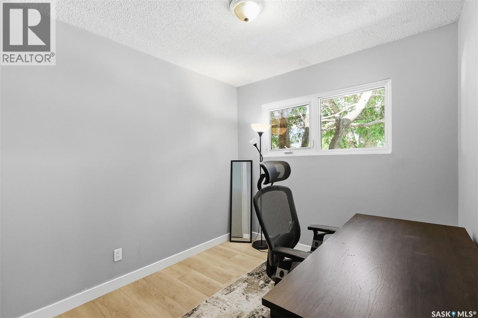 2004 Adelaide Street E, Saskatoon, SK - Indoor
