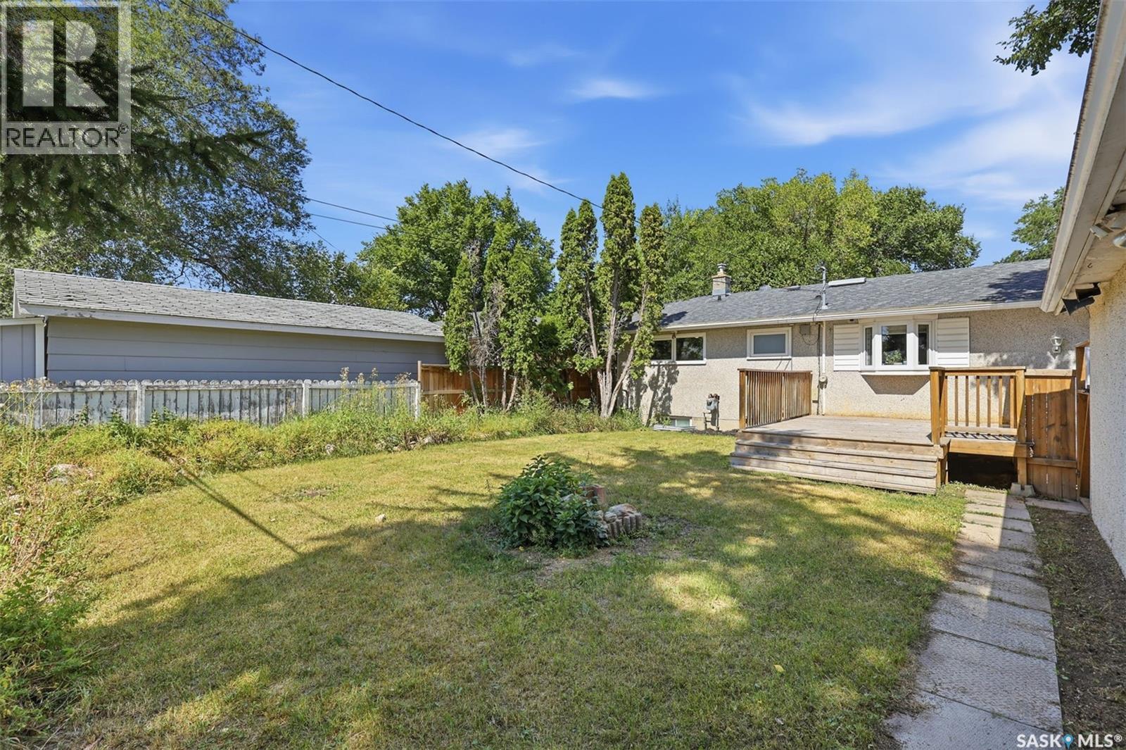 2004 Adelaide Street E, Saskatoon, SK - Outdoor With Deck Patio Veranda