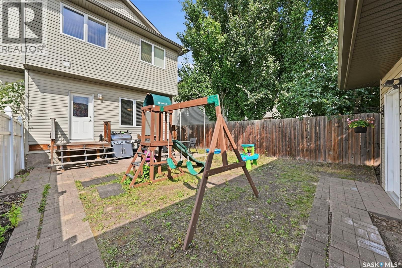 150 Lynd Crescent, Saskatoon, SK - Outdoor With Deck Patio Veranda