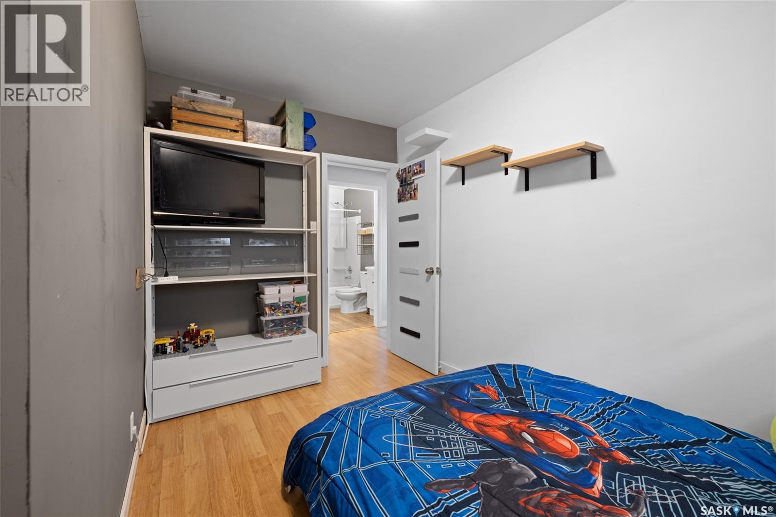 64 Coldwell Road, Regina, SK - Indoor Photo Showing Bedroom