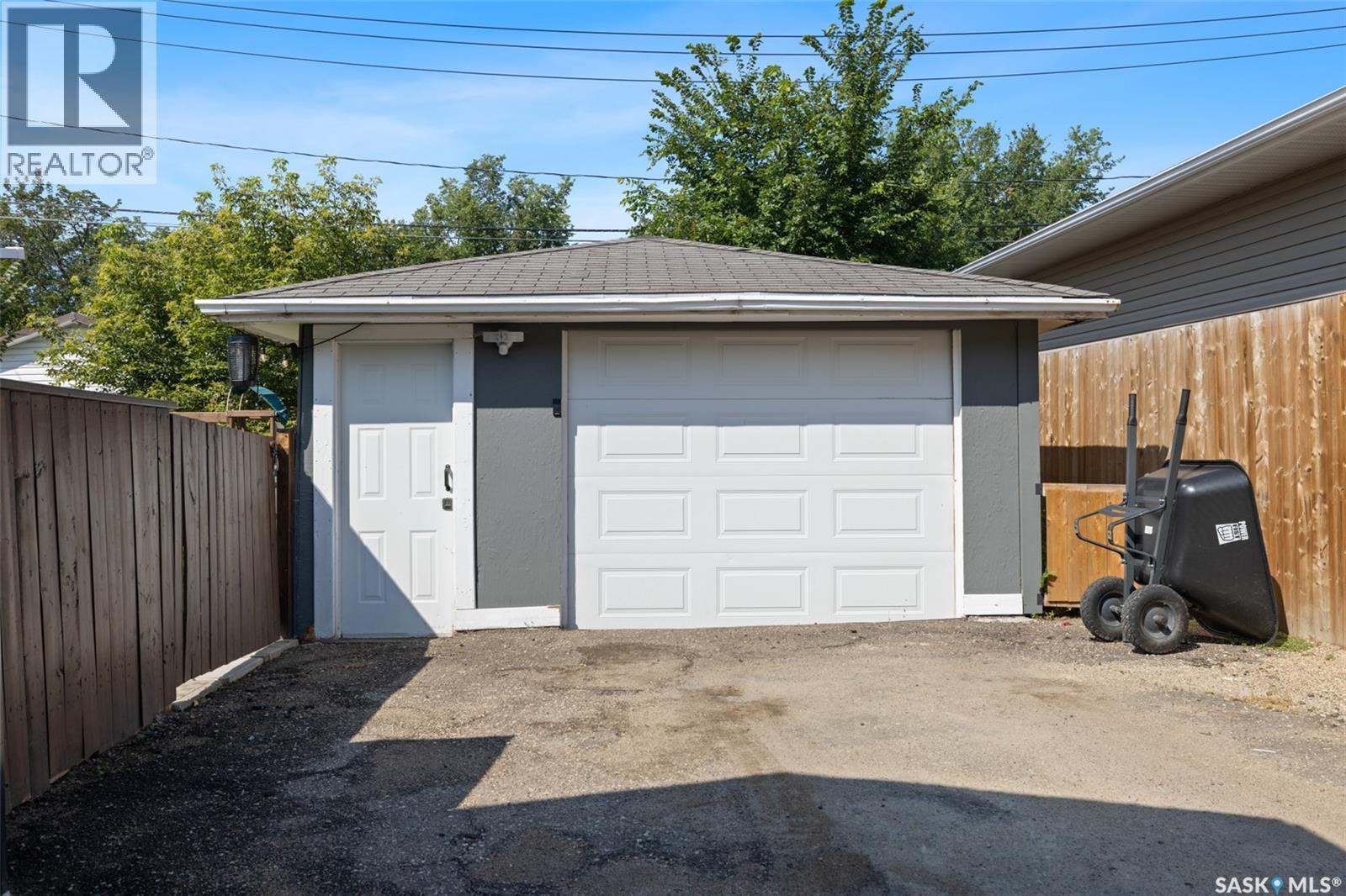 64 Coldwell Road, Regina, SK - Outdoor With Exterior