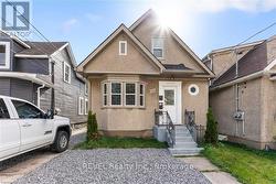 UPPER - 28 DIVISION STREET St. Catharines (E. Chester), ON L2R 3G2