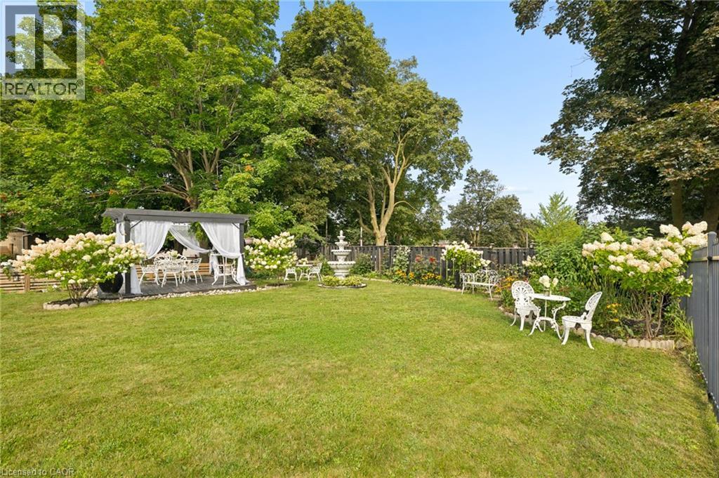 285 Stonybrook Drive, Kitchener, ON - Outdoor