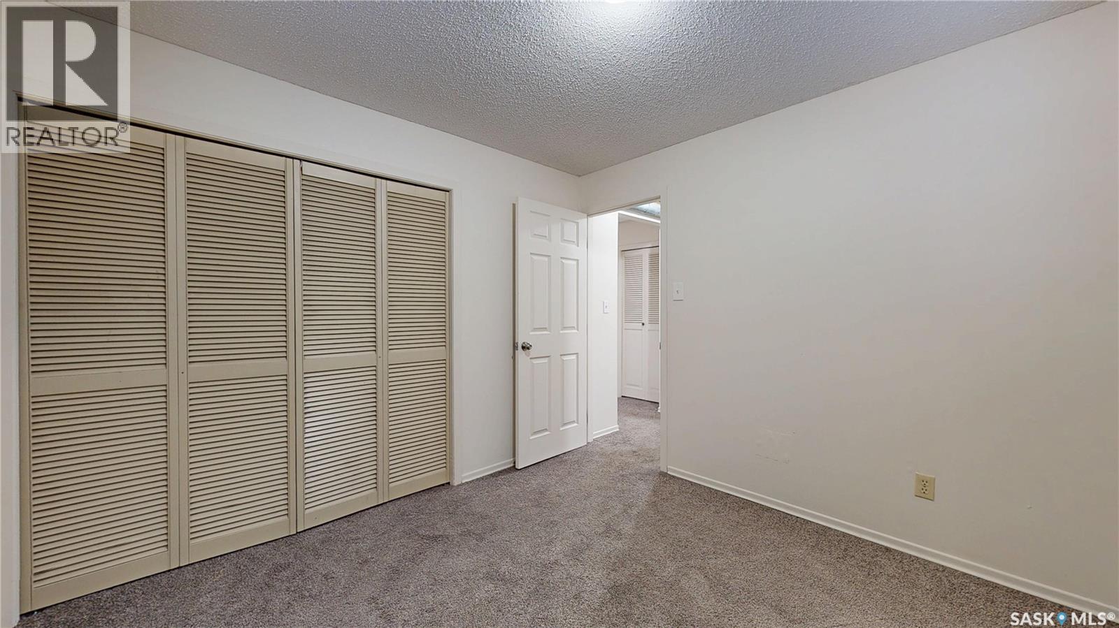 3600 Regina Avenue, Regina, SK - Indoor Photo Showing Other Room