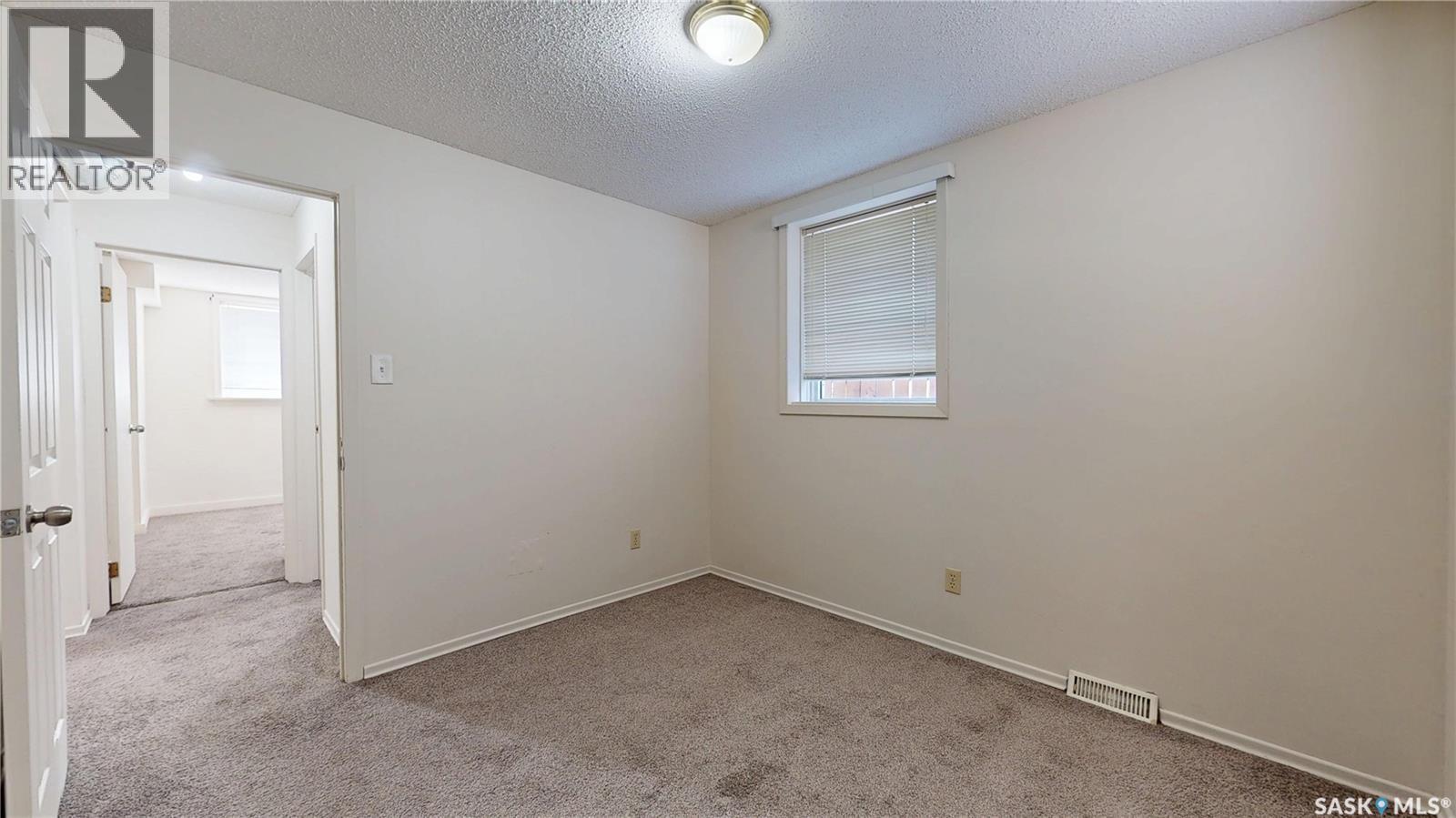 3600 Regina Avenue, Regina, SK - Indoor Photo Showing Other Room