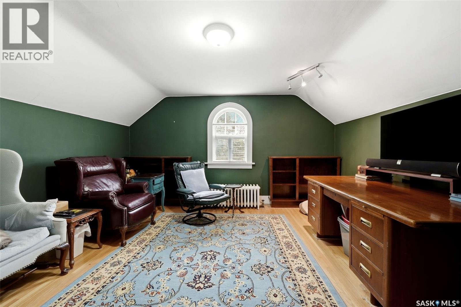 2700 19Th Avenue, Regina, SK - Indoor
