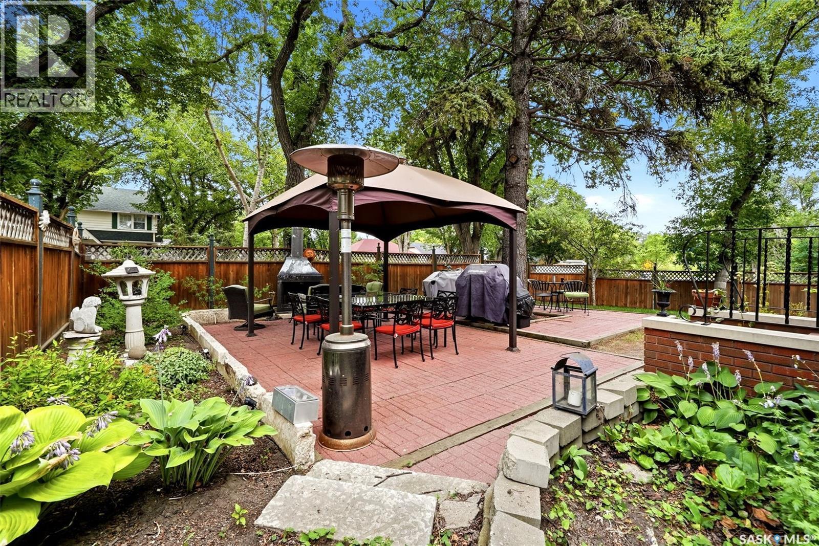 2700 19Th Avenue, Regina, SK - Outdoor With Deck Patio Veranda