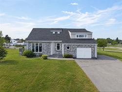 116 Des Champs ST Lamèque, NB E8T 1E7