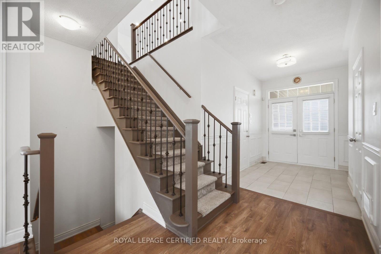 426 Black Drive, Milton, ON - Indoor Photo Showing Other Room