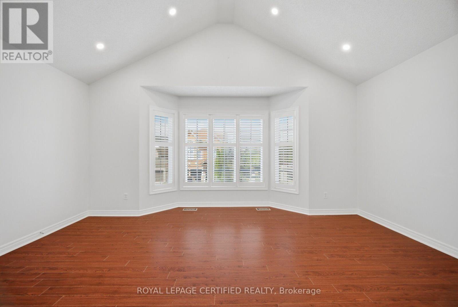 426 Black Drive, Milton, ON - Indoor Photo Showing Other Room