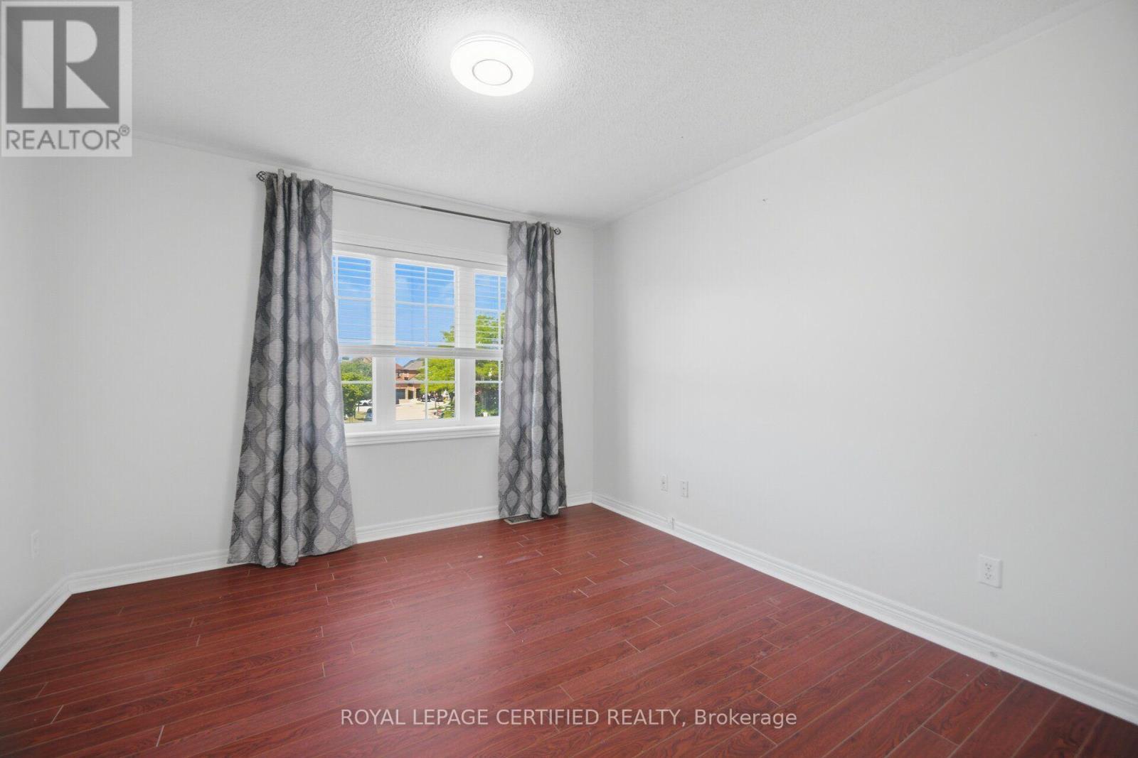 426 Black Drive, Milton, ON - Indoor Photo Showing Other Room