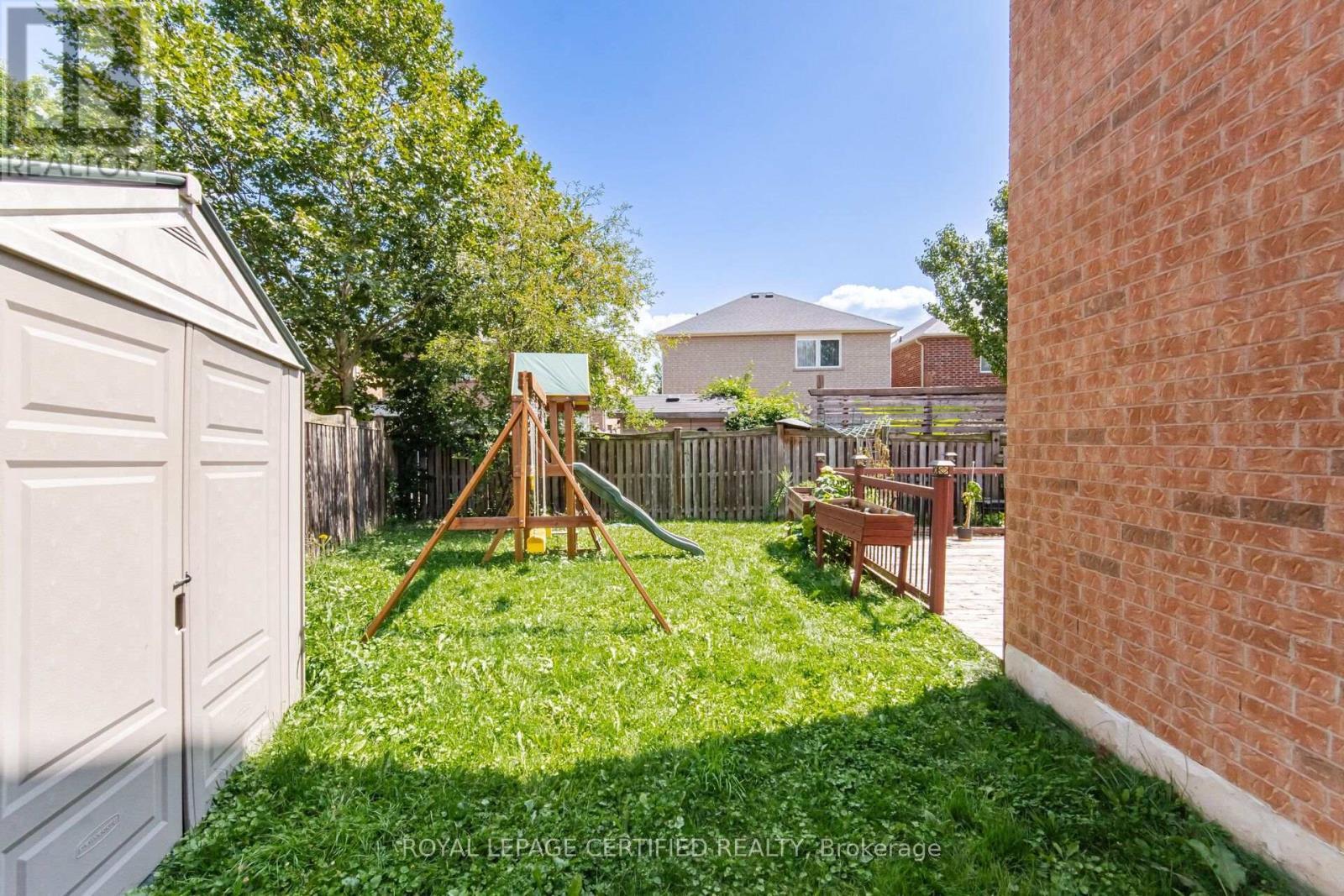 426 Black Drive, Milton, ON - Outdoor