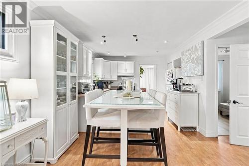 328 Woodward Avenue, Hamilton, ON - Indoor Photo Showing Dining Room