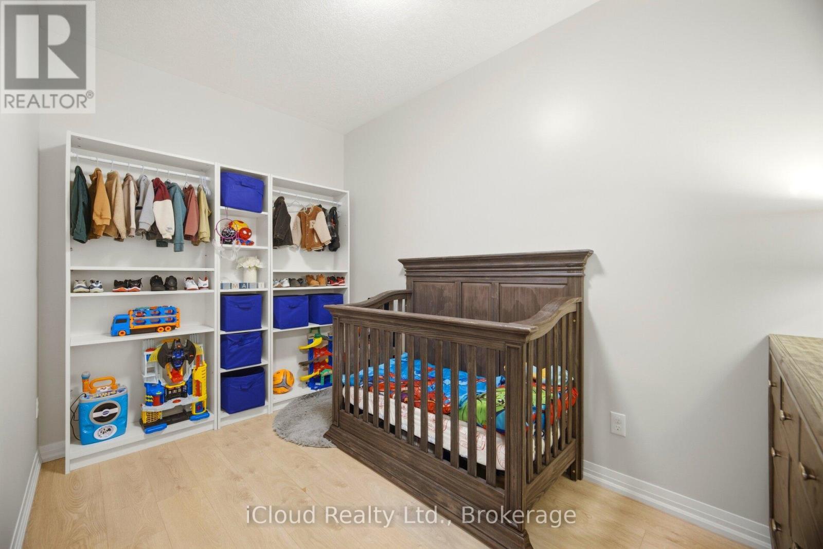 208 - 295 Cundles Road E, Barrie, ON