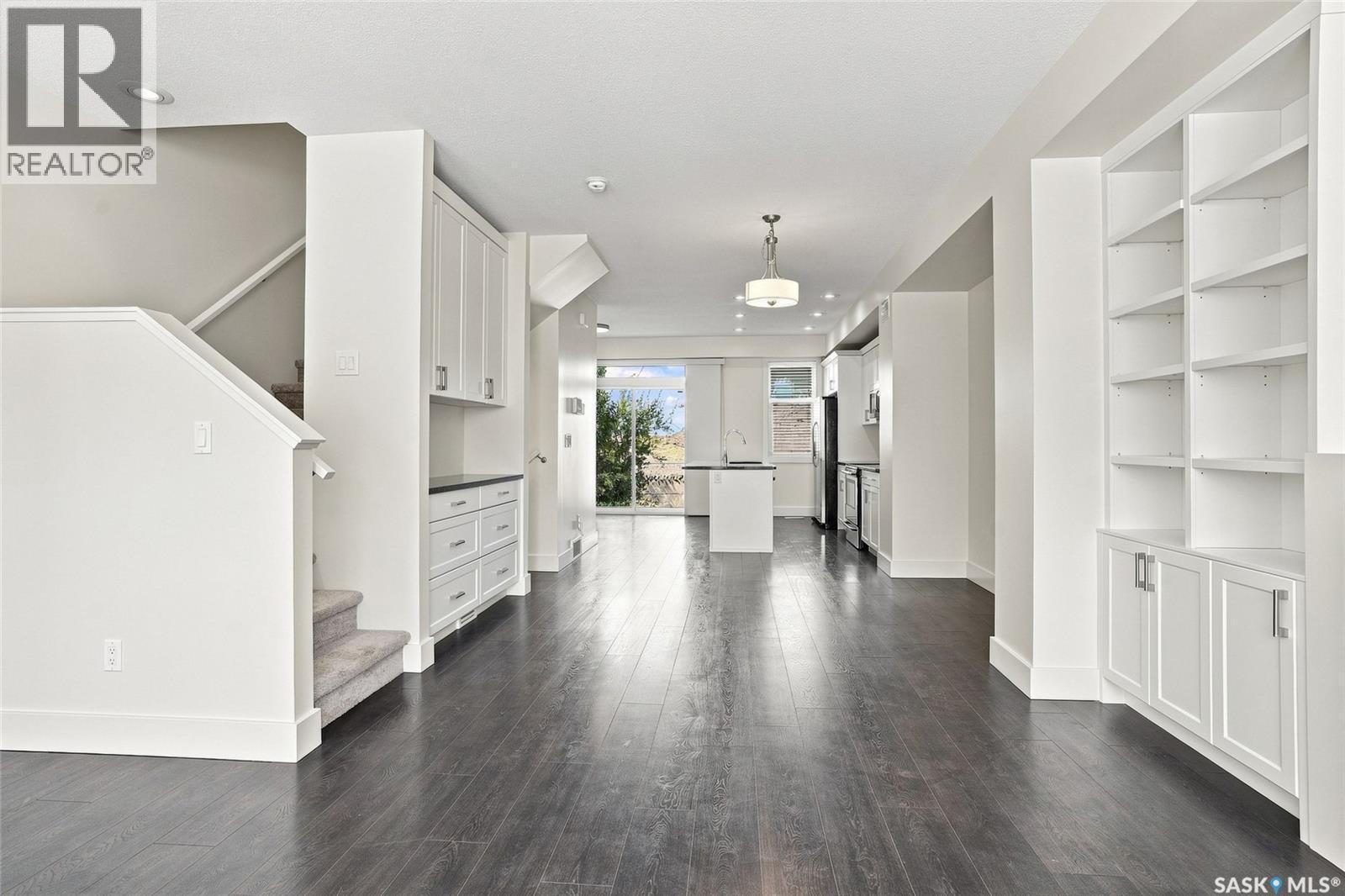 724 701 Meadows Boulevard, Saskatoon, SK - Indoor