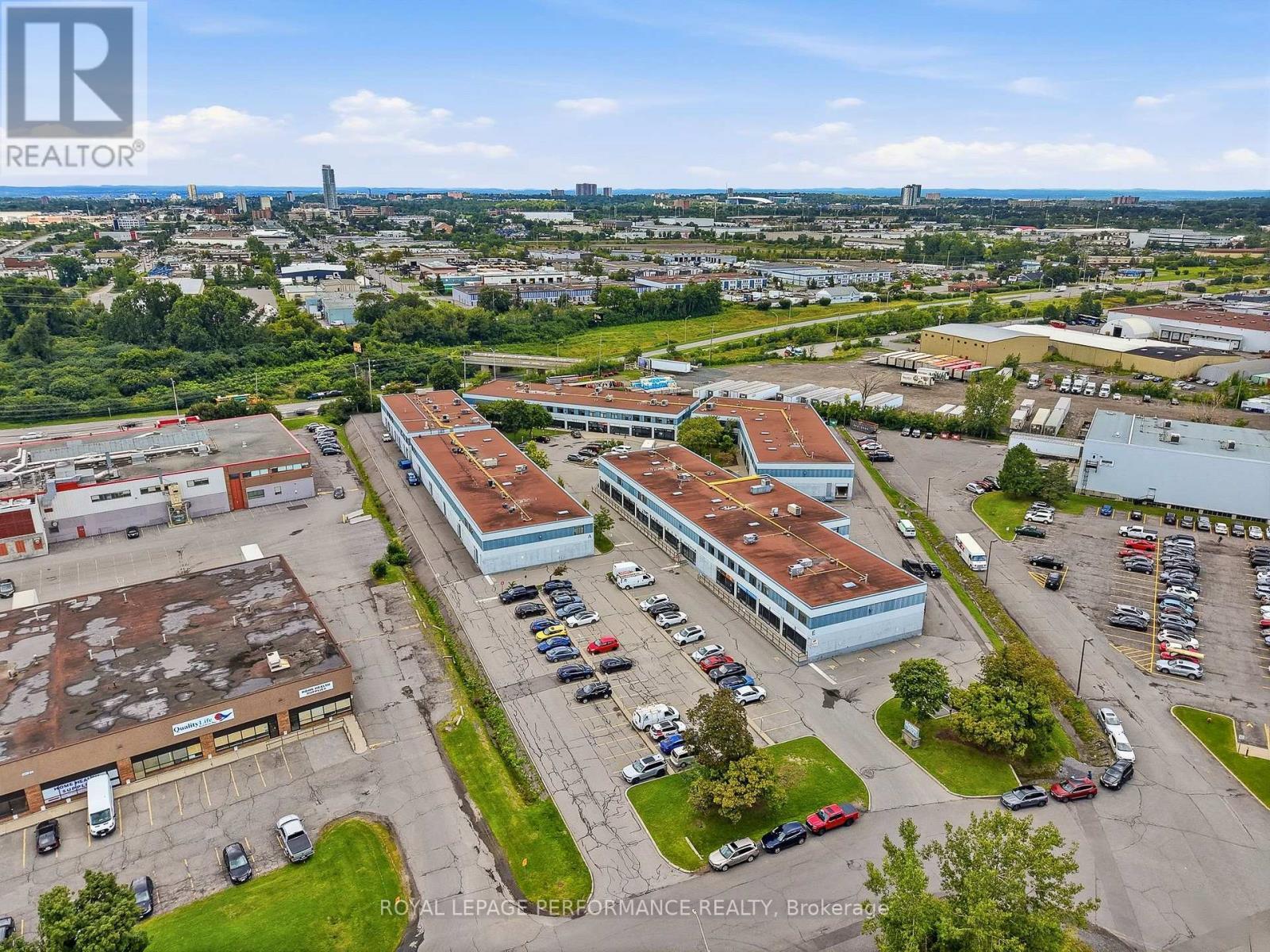 B1-B2 - 2212 Gladwin Crescent, Ottawa, ON