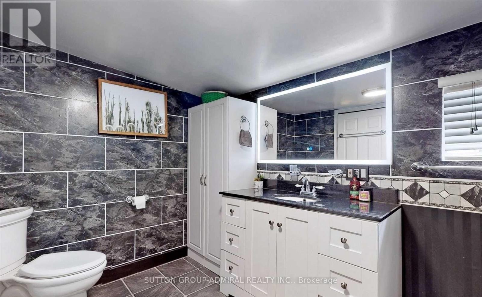 36 John Street, Cambridge, ON