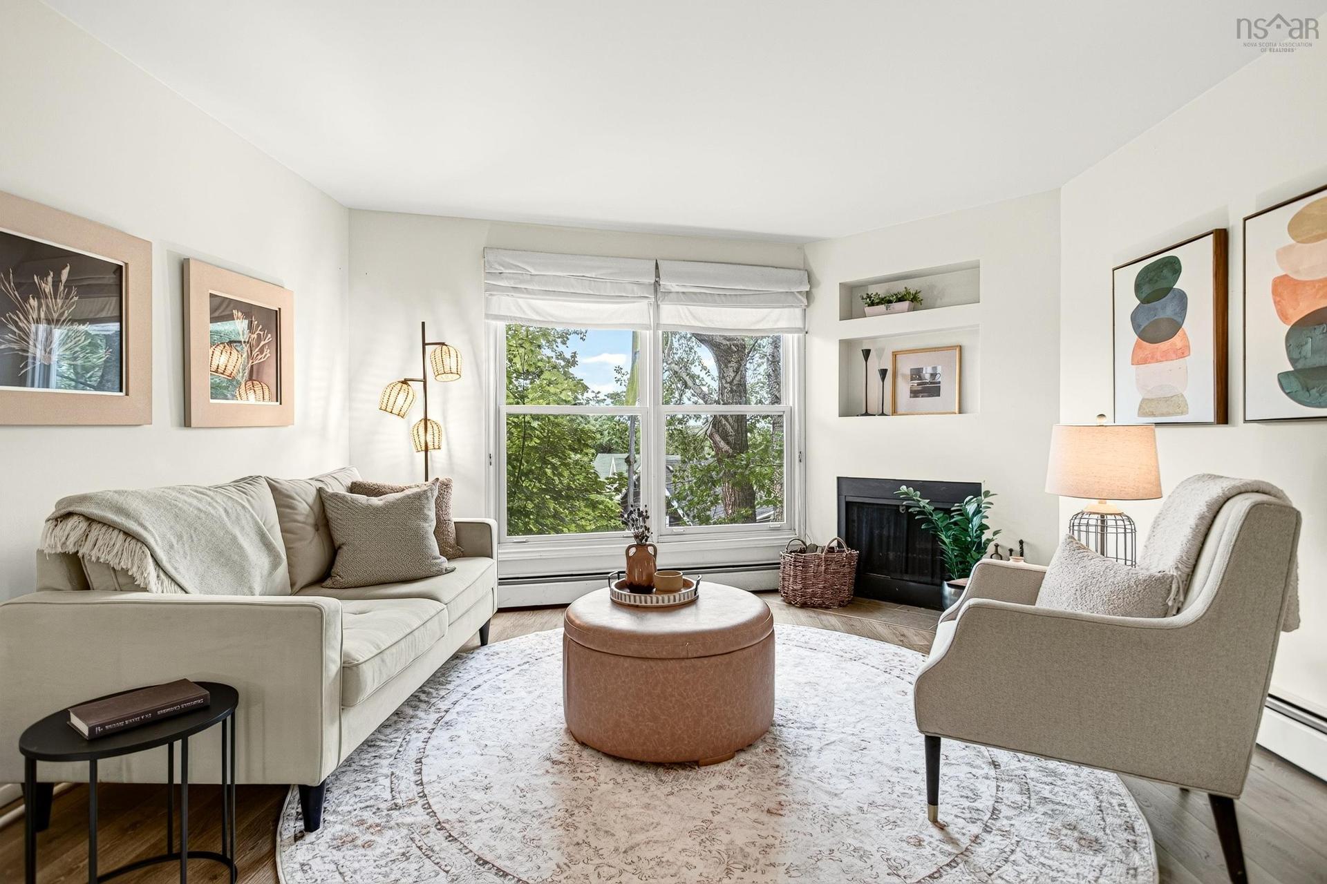 46 Old Ferry Road, Dartmouth, NS - Indoor Photo Showing Living Room With Fireplace