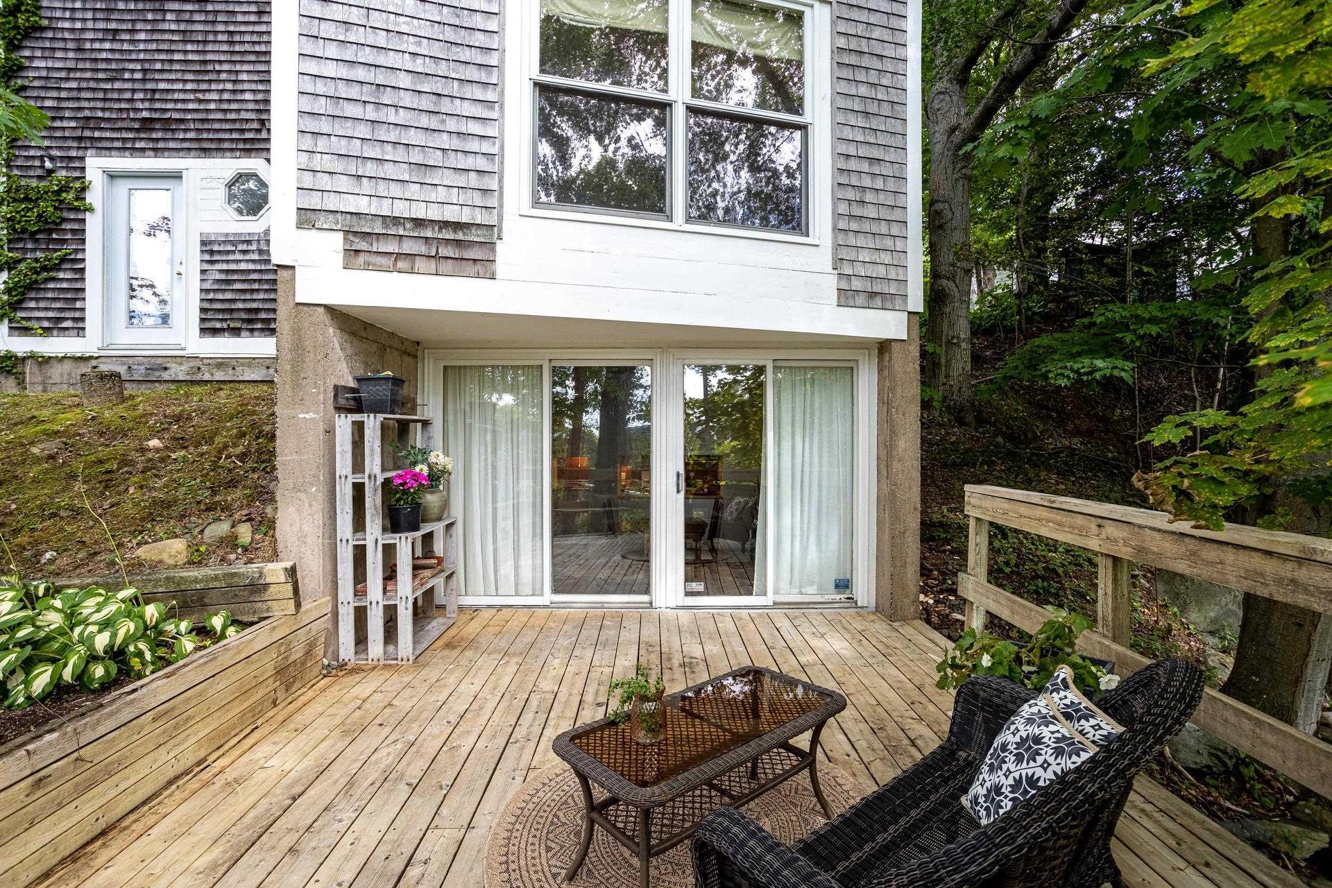 46 Old Ferry Road, Dartmouth, NS - Outdoor With Deck Patio Veranda