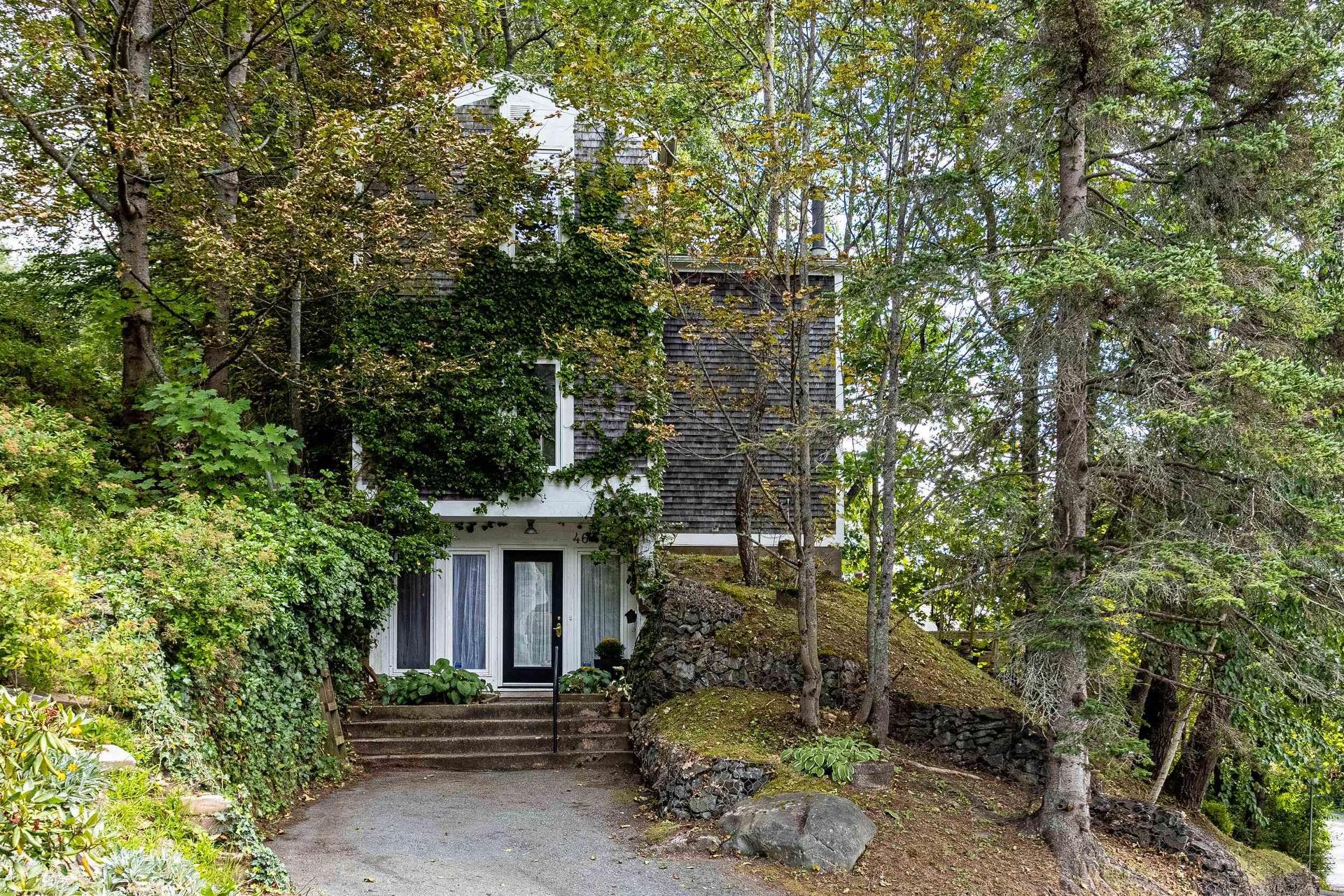 46 Old Ferry Road, Dartmouth, NS - Outdoor