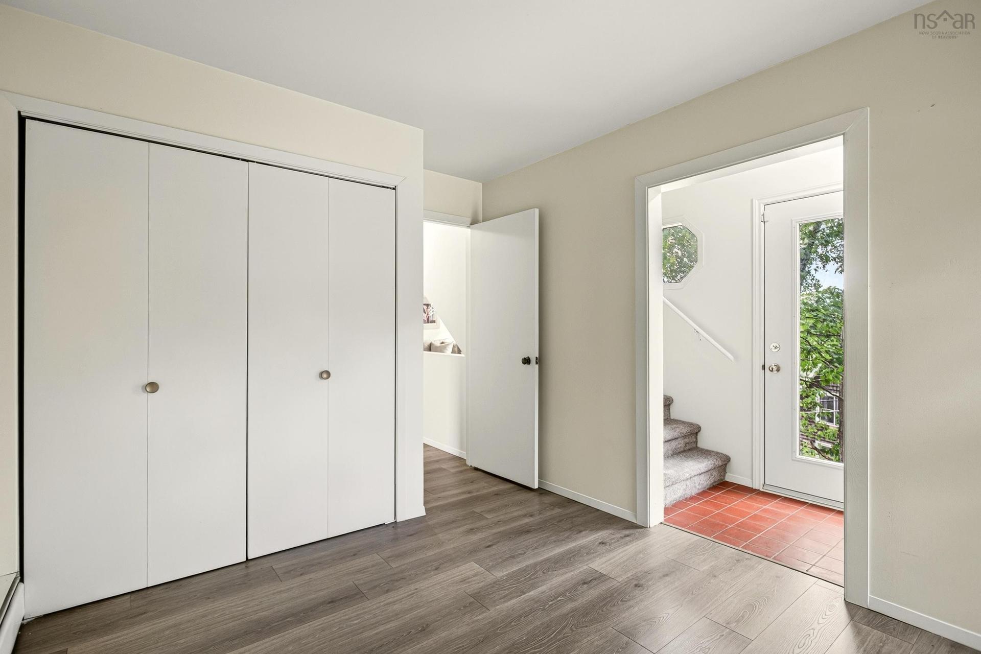 46 Old Ferry Road, Dartmouth, NS - Indoor Photo Showing Other Room