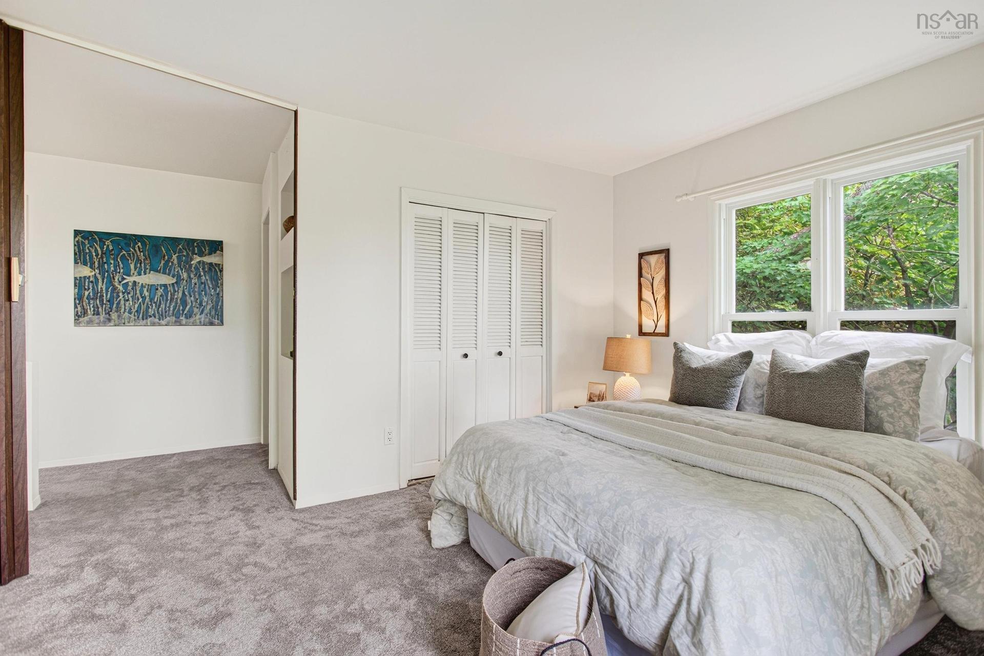46 Old Ferry Road, Dartmouth, NS - Indoor Photo Showing Bedroom